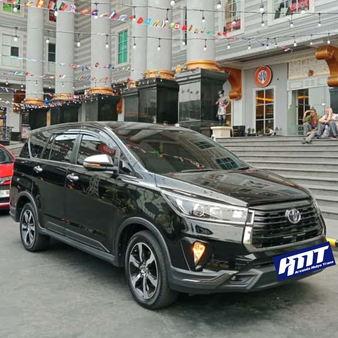 sewa-innova-reborn-jogja-02